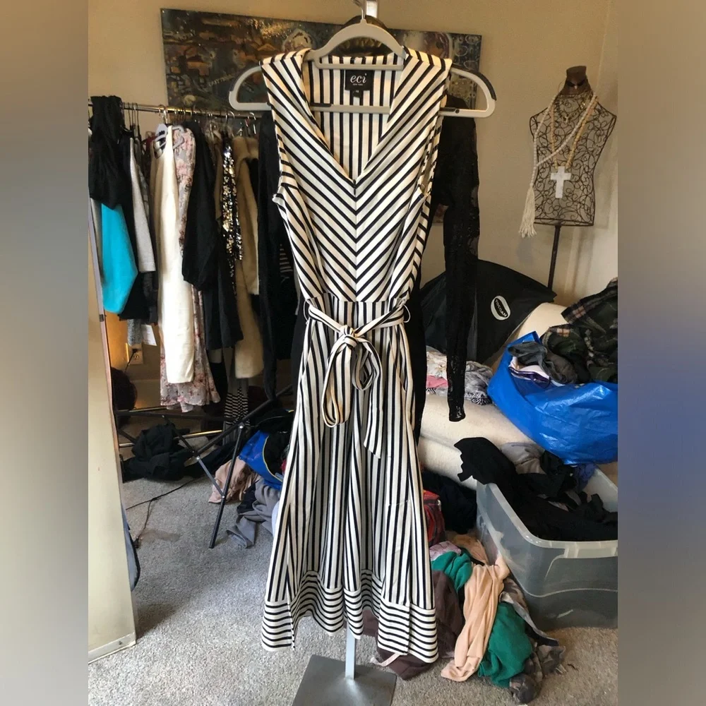 ECI NY blue and white striped V-neck, sleeveless, WIDE LEG nautical jumpsuit XS